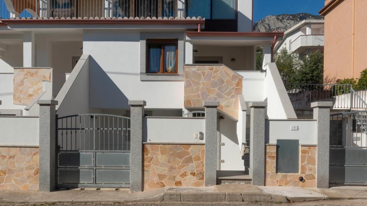 Casa Dei Lecci - Cala Gonone Appartement Buitenkant foto
