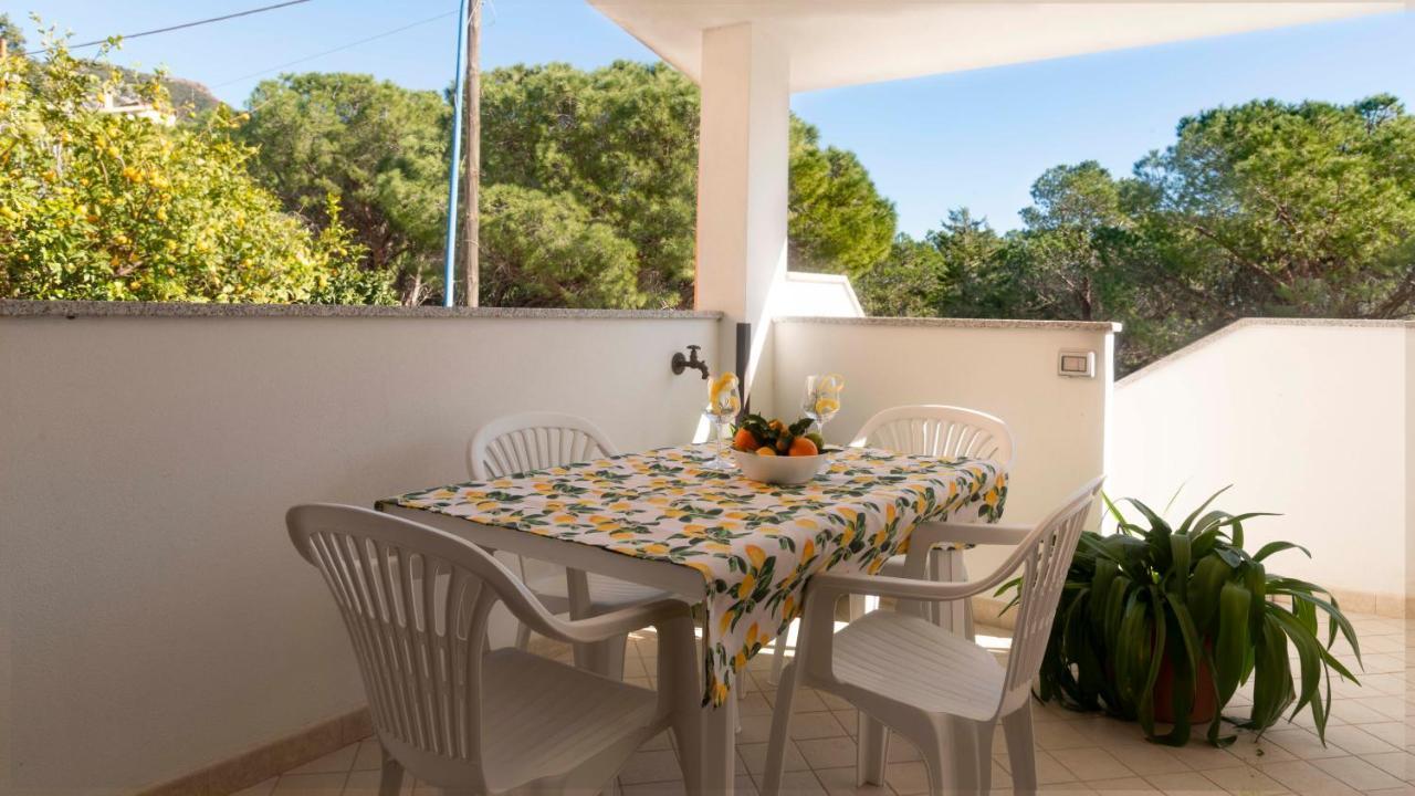 Casa Dei Lecci - Cala Gonone Appartement Buitenkant foto