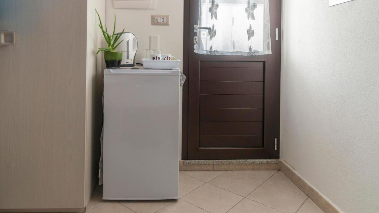 Casa Dei Lecci - Cala Gonone Appartement Buitenkant foto